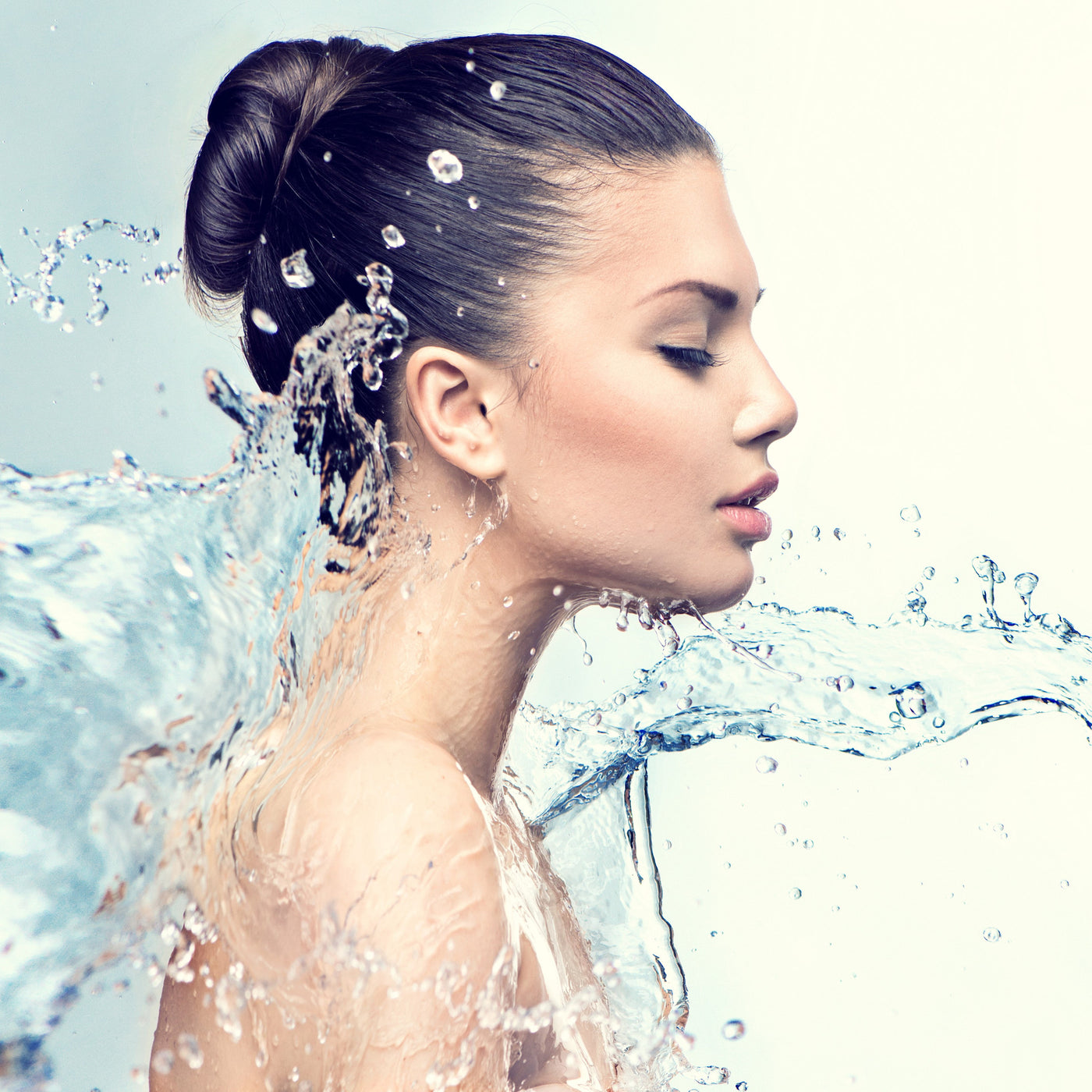 Fight Aging Skin With Hyaluronic Acid Serum